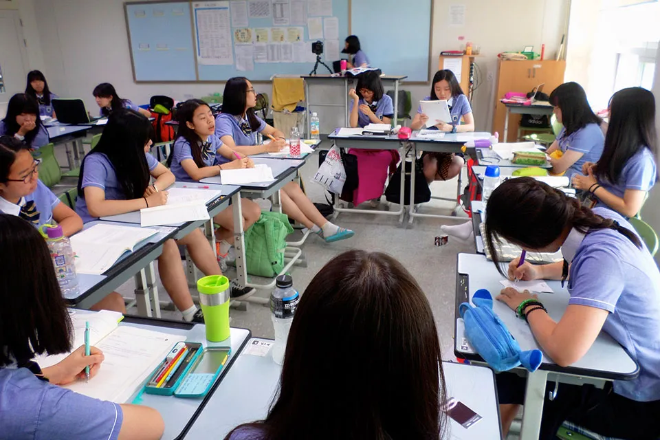 Korvia Image Photo Date Night English Camp Intro 2