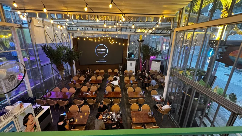 Korvia party moment 2